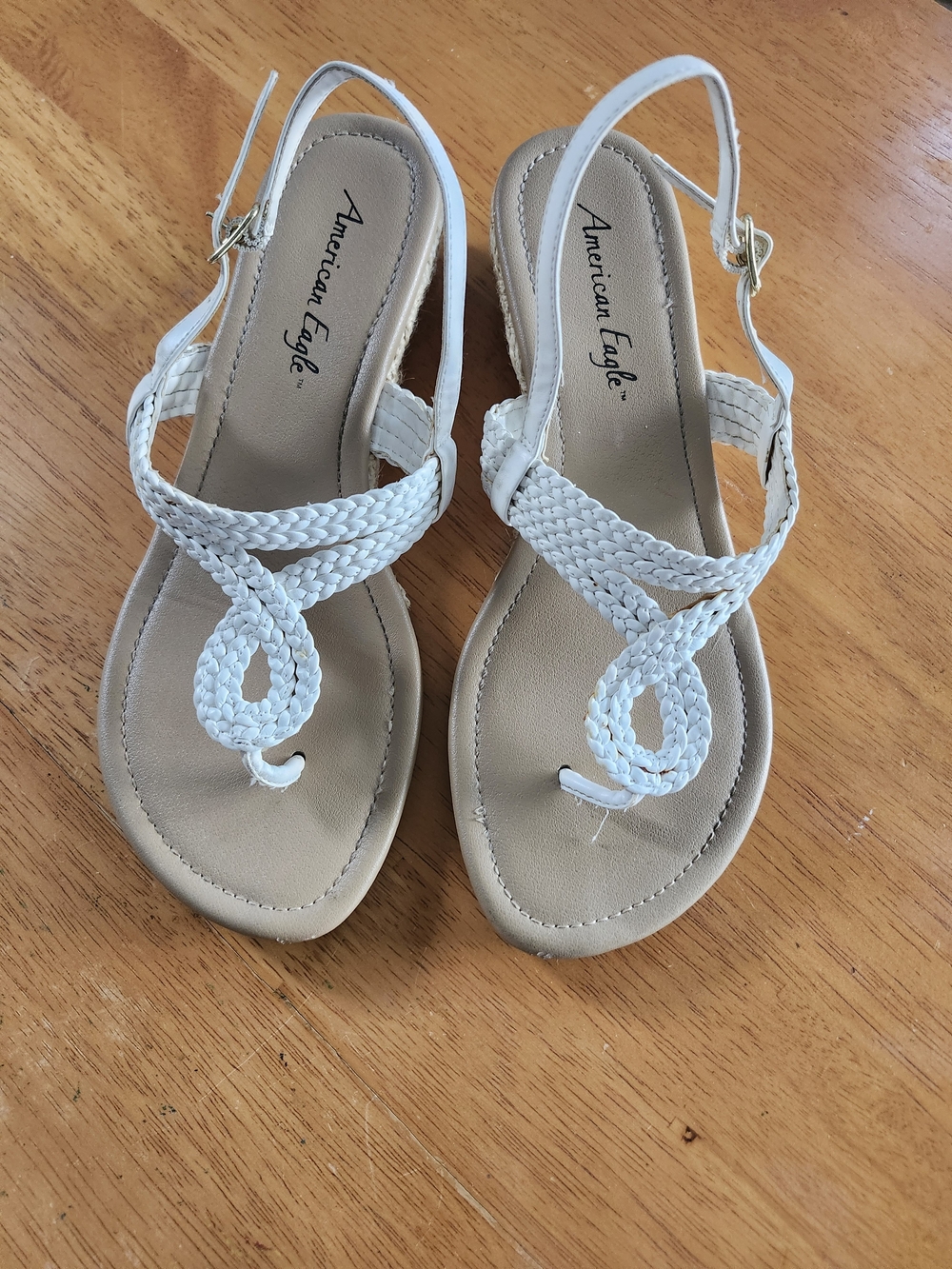 American Eagle White Braided T-Strap Sandals | Women's Size 8 | Slingback 🤍